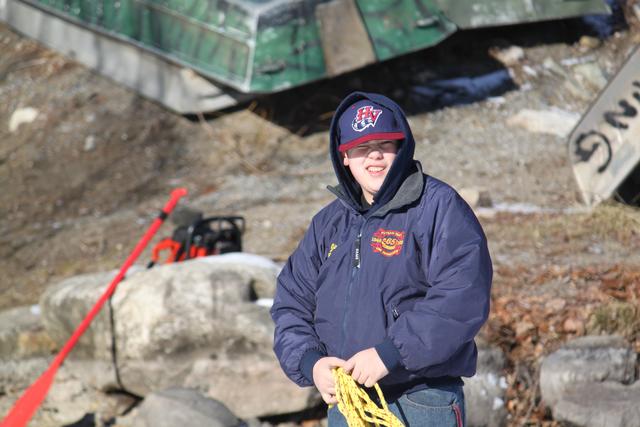 FF J. Lutz managing lines from shore